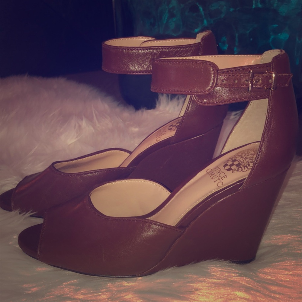 Women’s strappy heel size 7.5